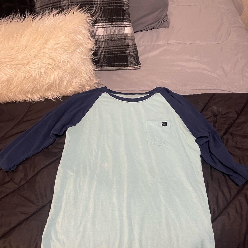 very comfy and soft and airy